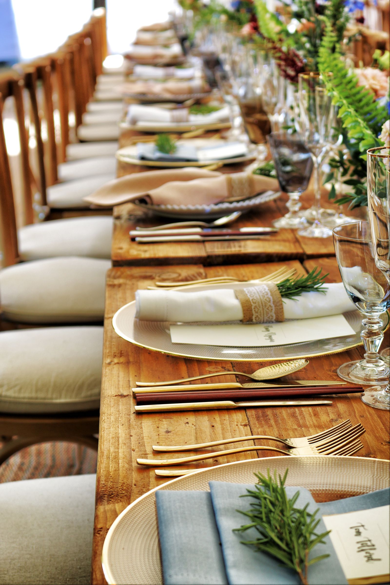 Dining Collection
